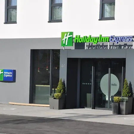 Hotel Express - By Ihg 3*