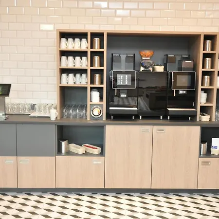 Express - By Ihg فندق 3*