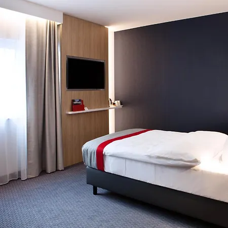 Express - By Ihg Hotel