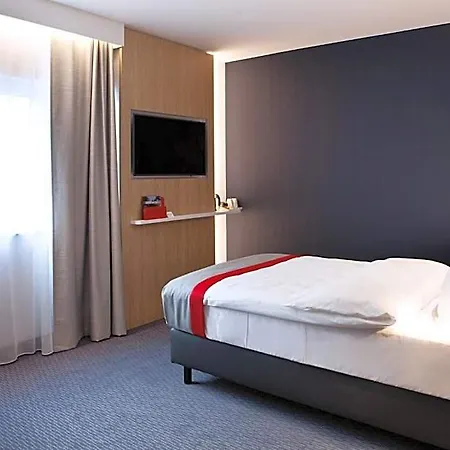 Express - By Ihg 호텔 3*