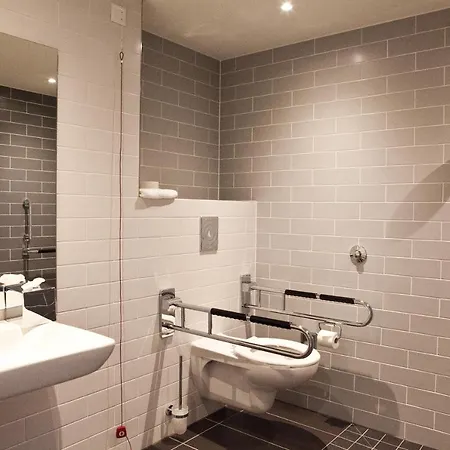 فندق Express - By Ihg 3*