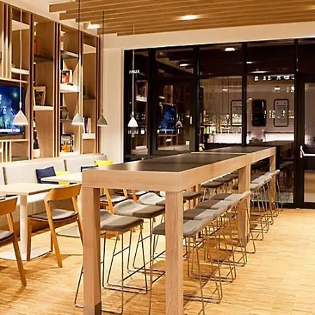 Express - By Ihg Hotell