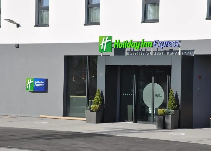 Hotel Express - By Ihg 3*