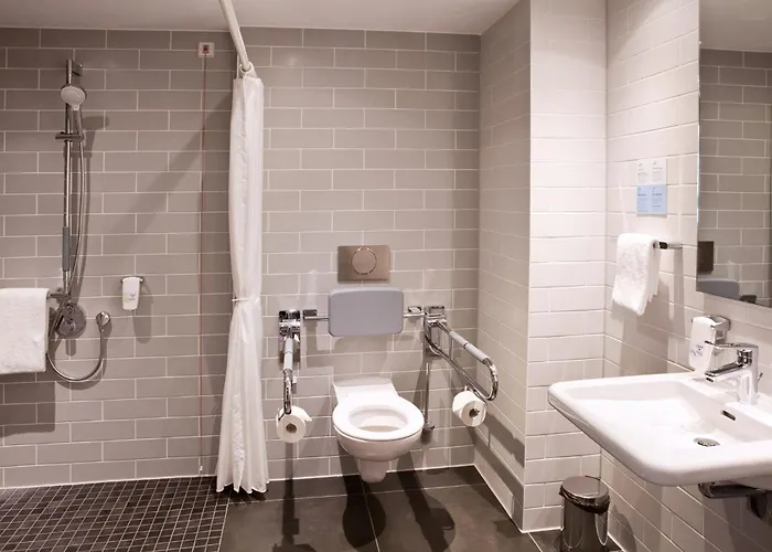 Hotel Express - By Ihg 3*